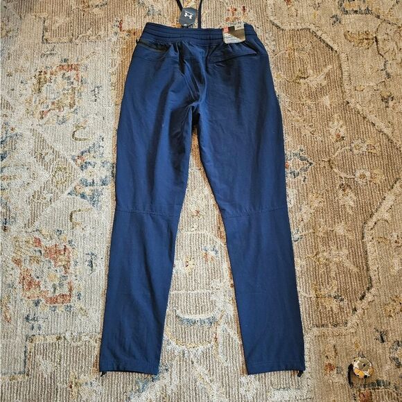 NWT Under Amour Fitted Athletic Panta Sz Large With 32" Inseam - Picture 1 of 7